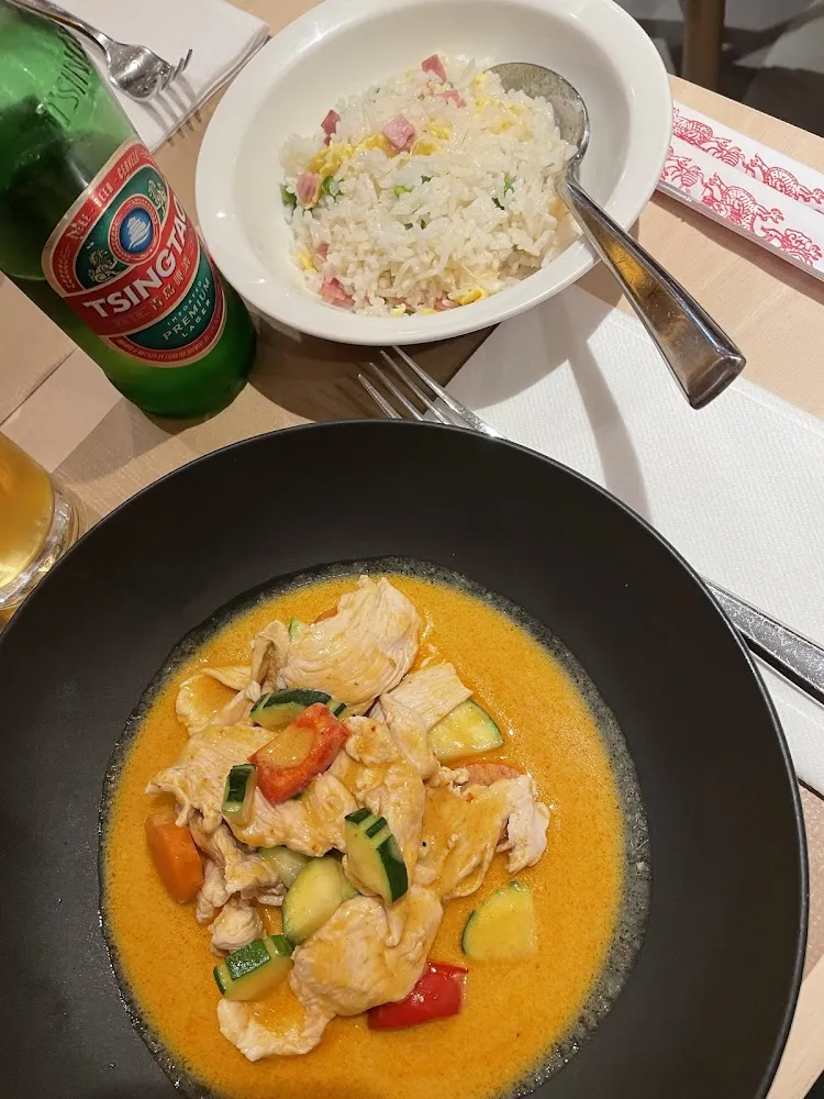 Crevettes Au Curry Rouge Et Lait de Coco